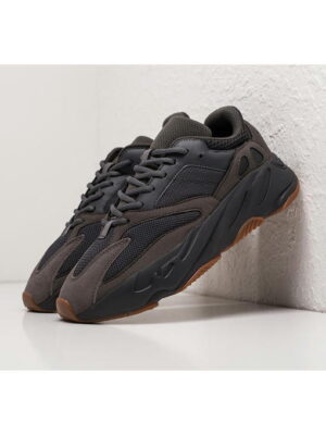Кроссовки Adidas Yeezy Boost 700